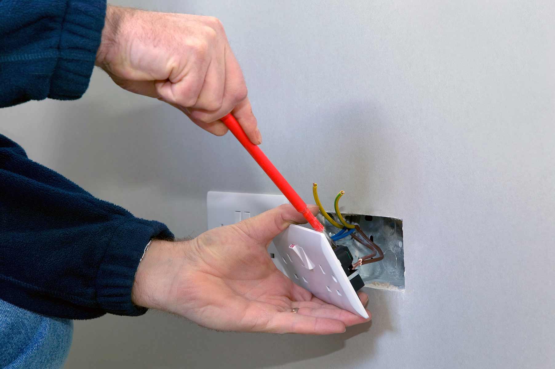 Our electricians can install plug sockets for domestic and commercial proeprties in Dalton In Furness and the local area. 